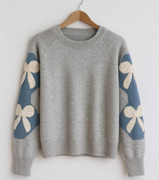 Pull en maille avec fleurs à sequins – Gris & bleu