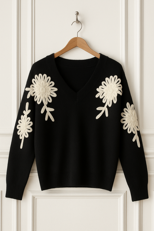 Pull col V avec fleurs en relief- Noir