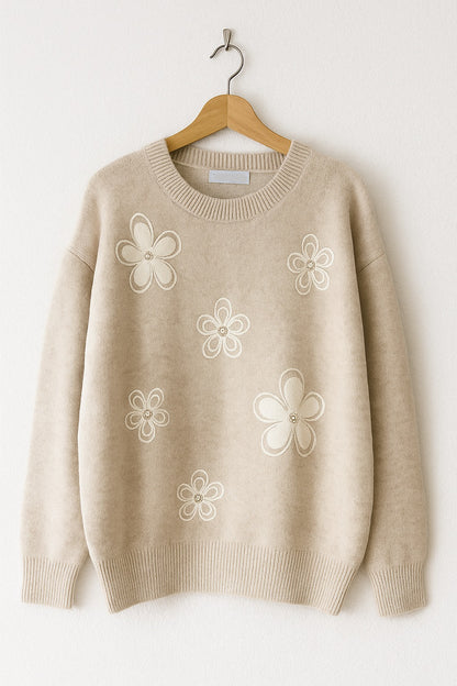 Pull en maille avec fleurs brodées et perles – Beige