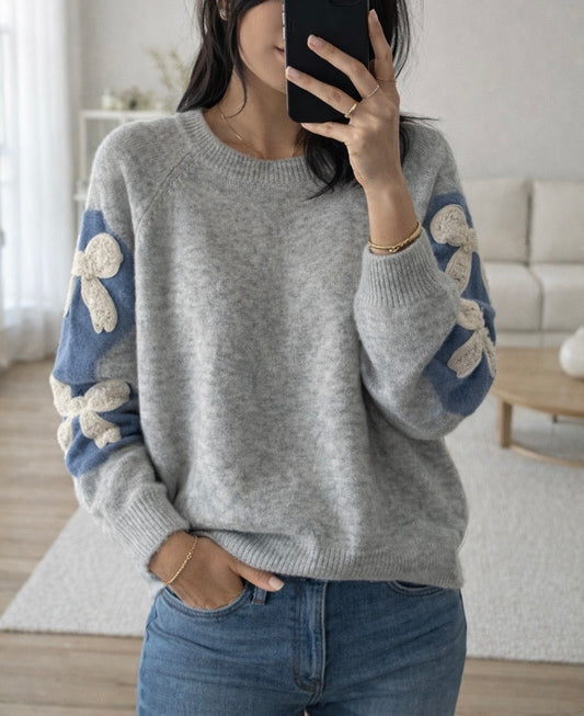 Pull en maille avec fleurs à sequins – Gris & bleu