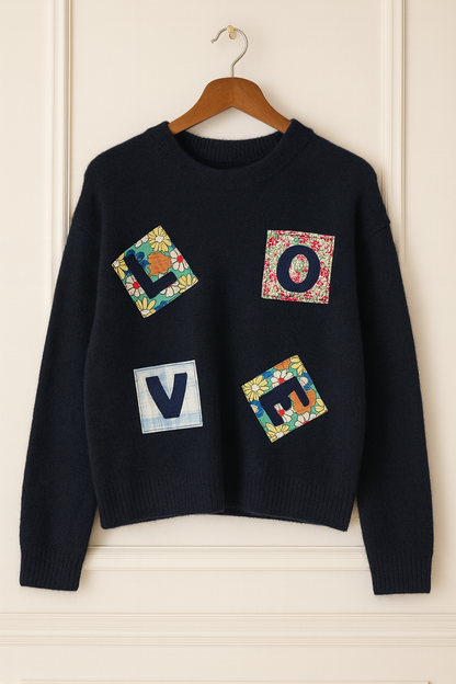 Pull en maille avec motifs "LOVE" –  Bleu marine