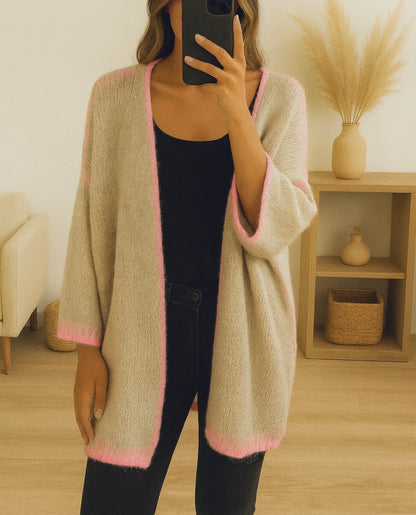 Gilet ouvert en maille douce – Camel / Rose